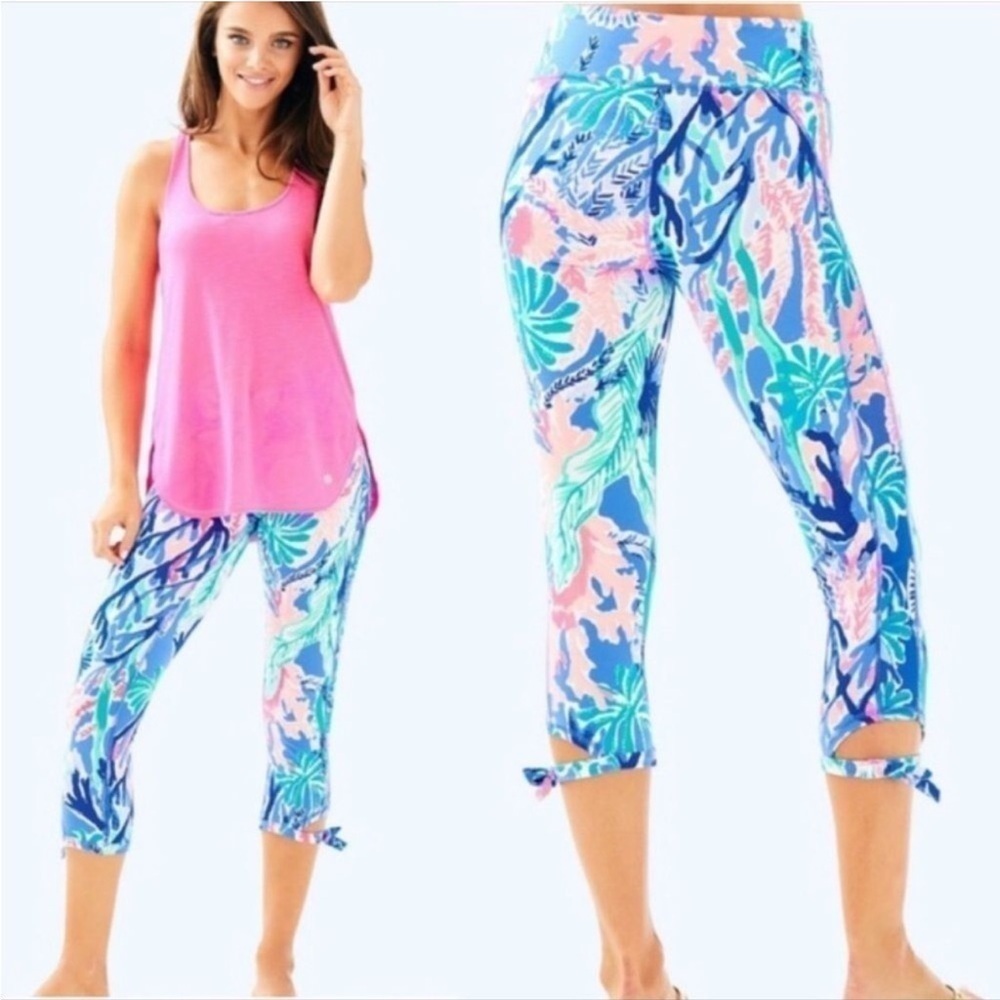 Lilly Pulitzer Gemma Luxletic Leggings Jet Stream Bow Medium UPF 50+ Blue Pink
